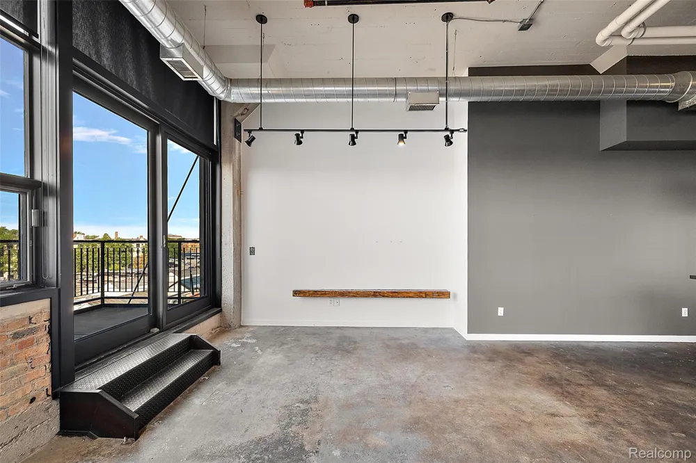 444 W Willis Street #402 Detroit City, MI 48201
