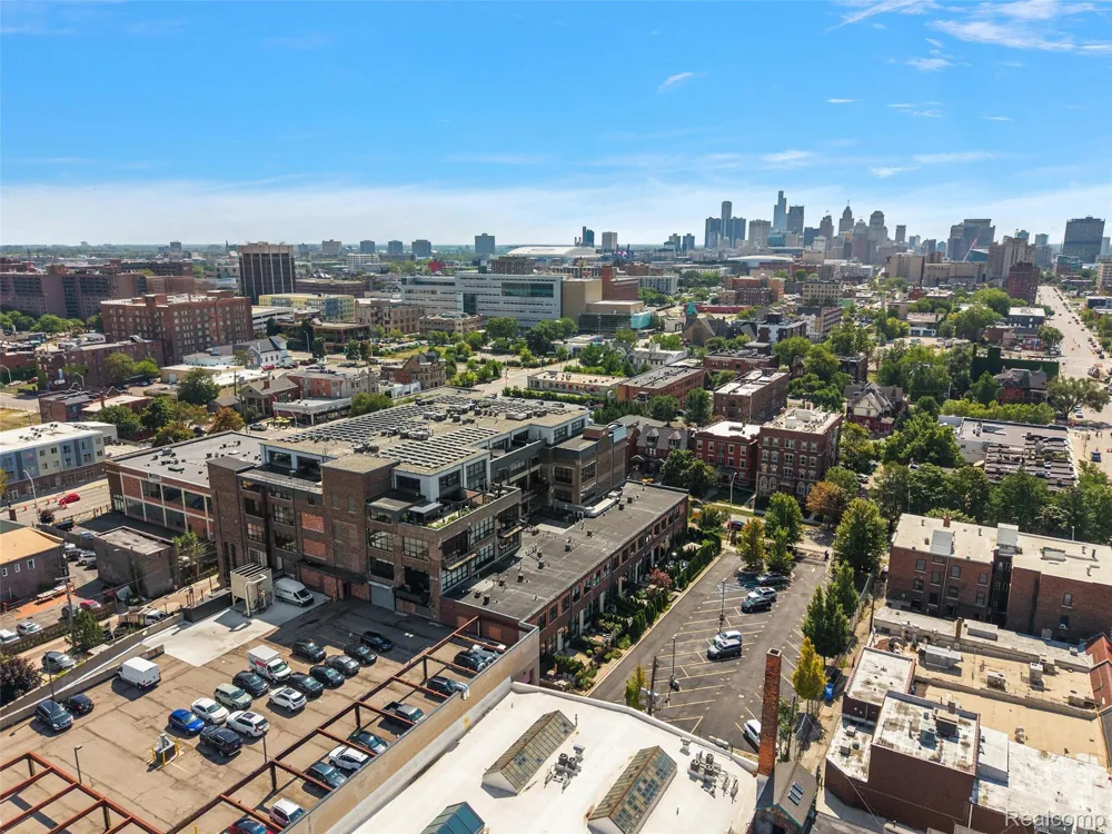 444 W Willis Street #402 Detroit City, MI 48201
