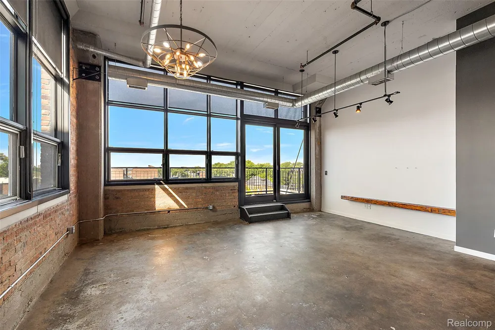 444 W Willis Street #402 Detroit City, MI 48201