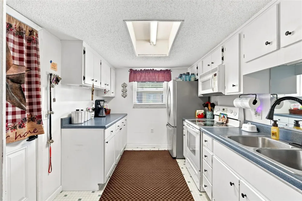 246 ELMWOOD AVENUE #500 Deland, FL 32724
