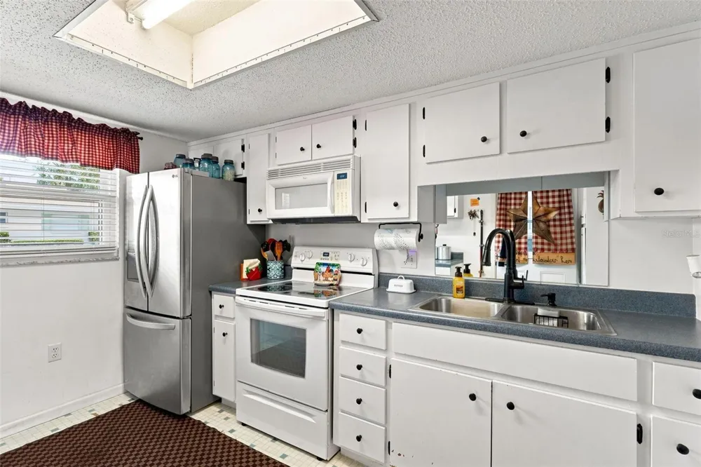 246 ELMWOOD AVENUE #500 Deland, FL 32724