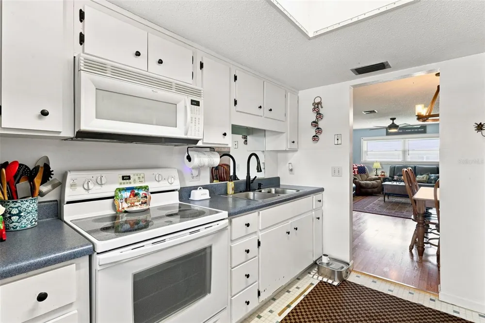 246 ELMWOOD AVENUE #500 Deland, FL 32724