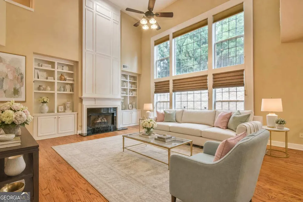 5155 Harbury LN Suwanee, GA 30024