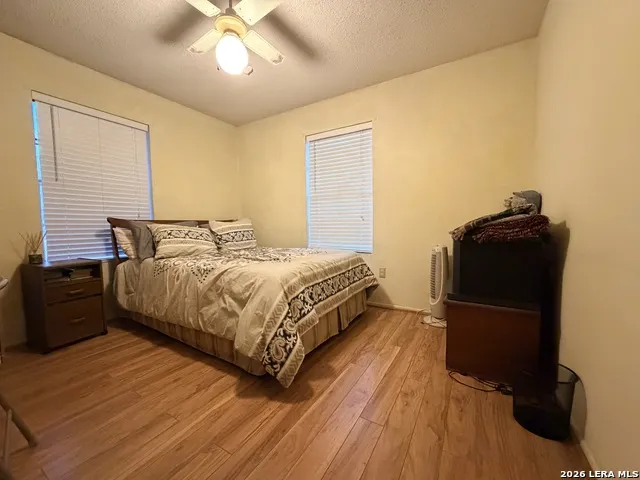 613 VAL VERDE DR Pleasanton, TX 78064