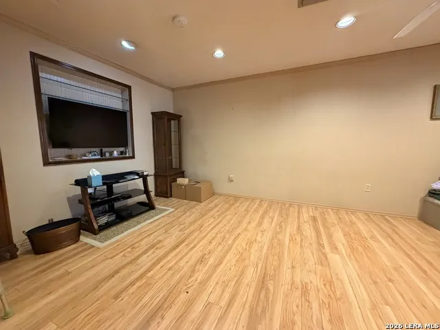 613 VAL VERDE DR Pleasanton, TX 78064