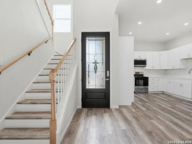 5014 Fawn Lk San Antonio, TX 78244