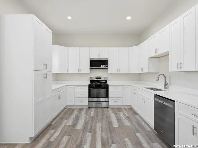 5014 Fawn Lk San Antonio, TX 78244