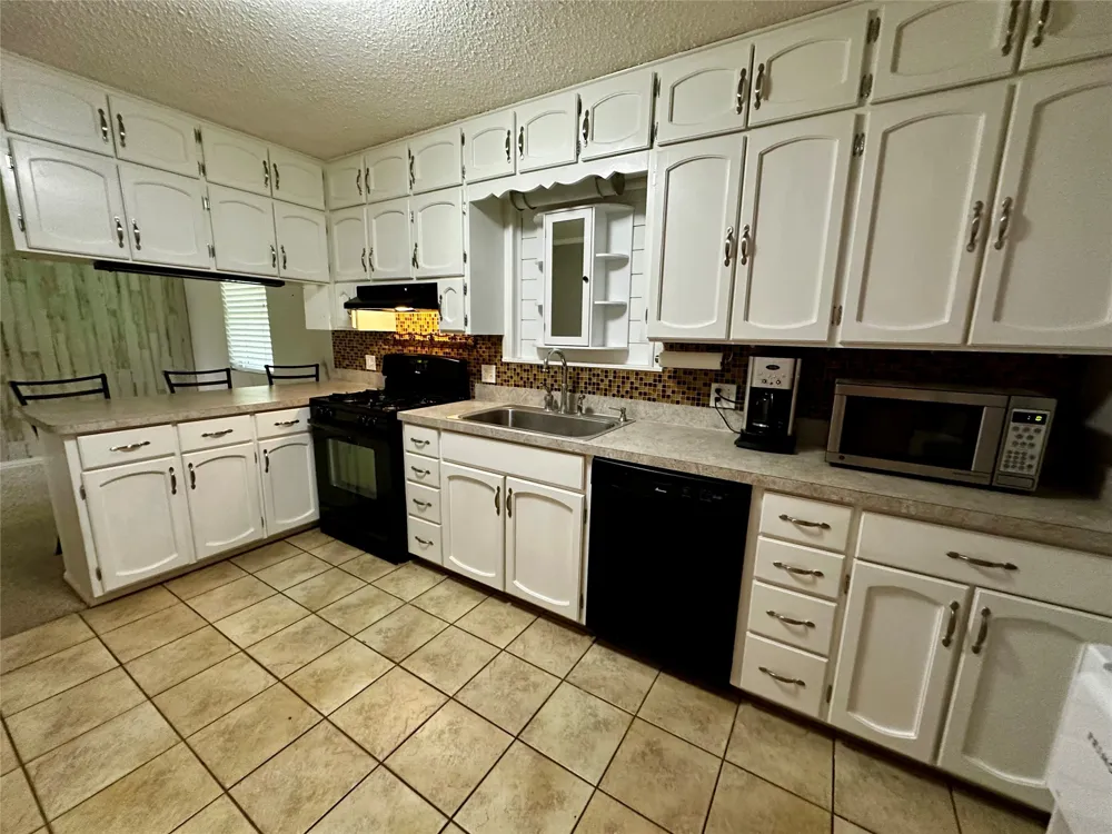 1209 Park Street Seymour, TX 76380