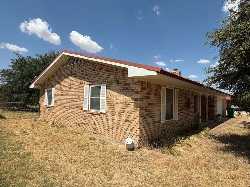 1209 Park Street Seymour, TX 76380