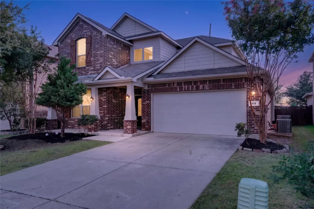 913 Avian Drive McKinney, TX 75071
