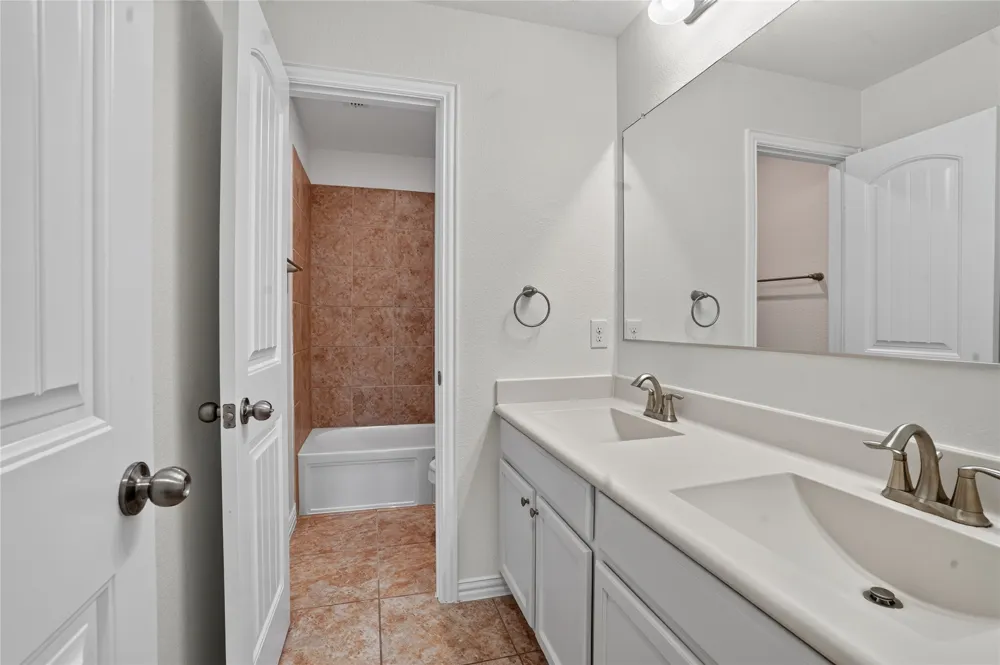 913 Avian Drive McKinney, TX 75071