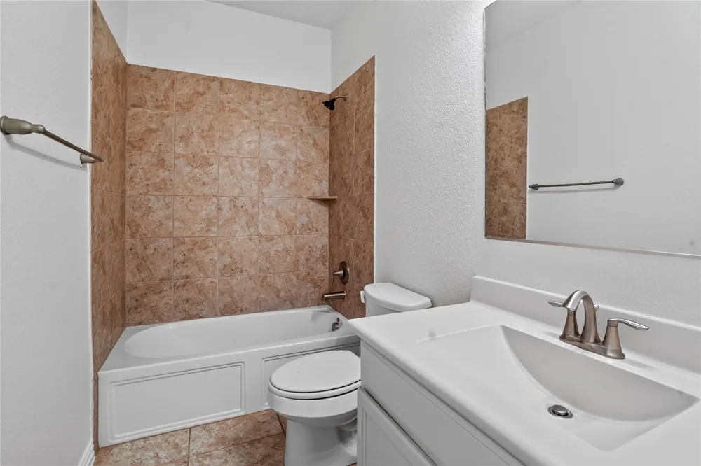 913 Avian Drive McKinney, TX 75071