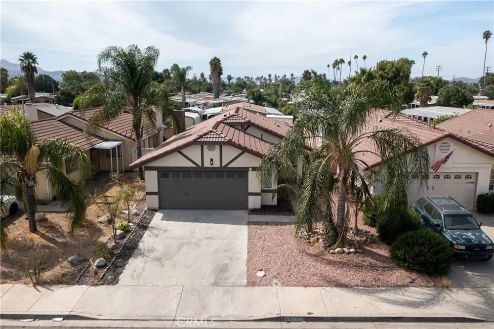 811 Don Drive Hemet, CA 92543