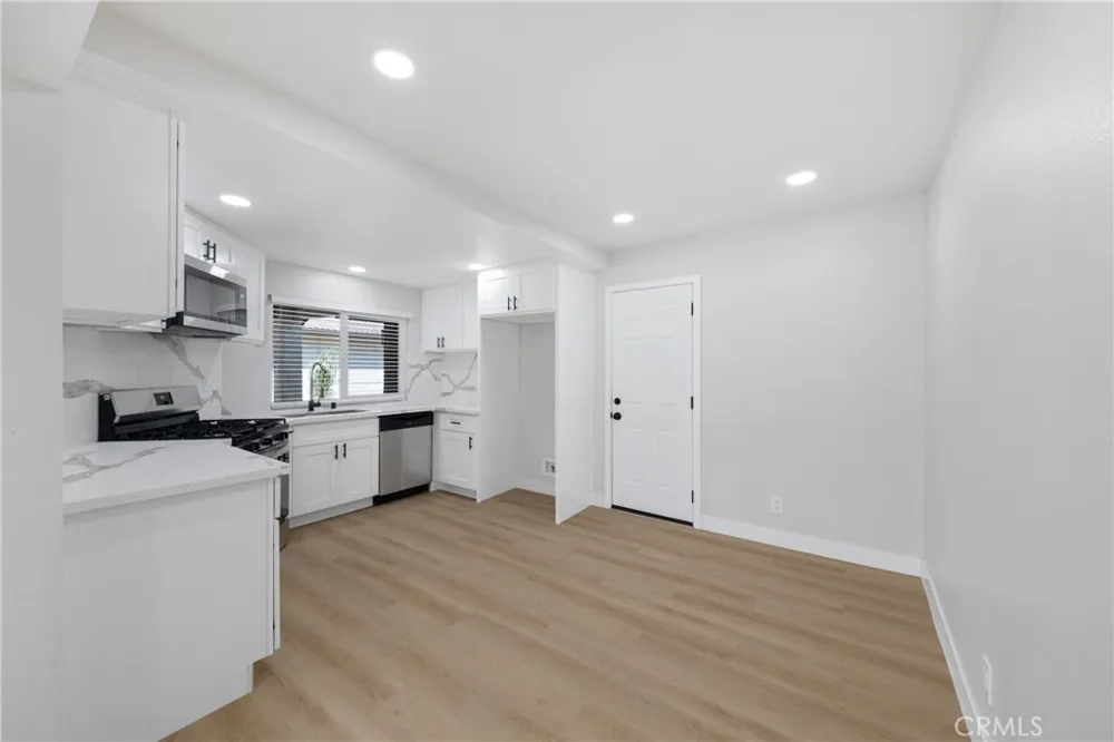811 Don Drive Hemet, CA 92543