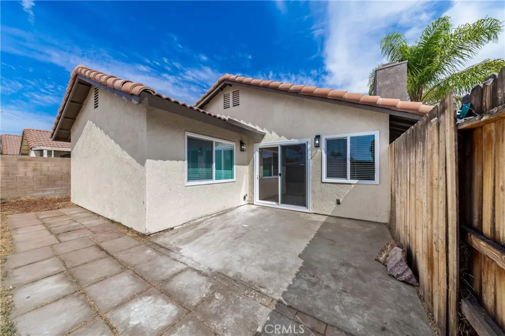 811 Don Drive Hemet, CA 92543