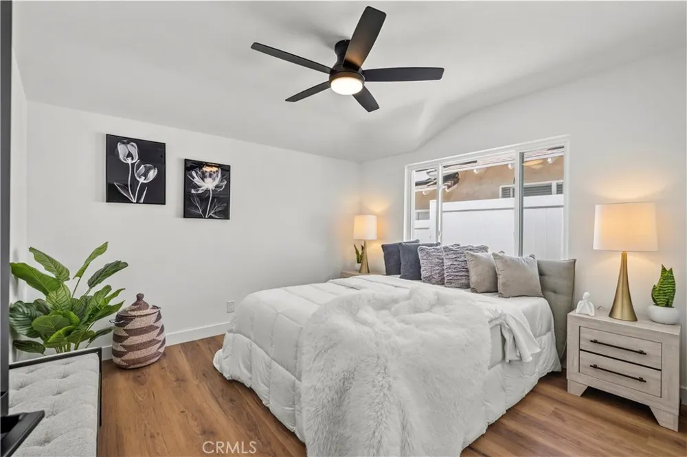 6916 Bianca Lake Balboa, CA 91406