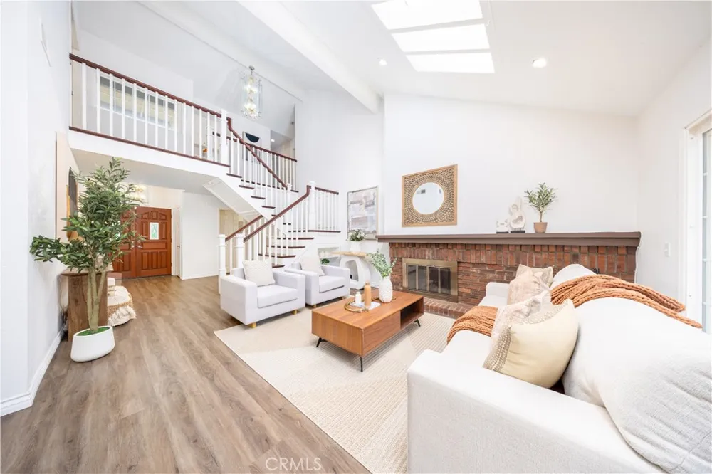 5 Taylor Irvine, CA 92620