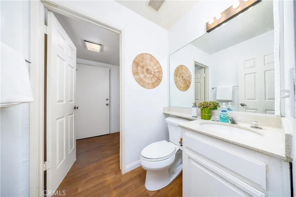 5 Taylor Irvine, CA 92620