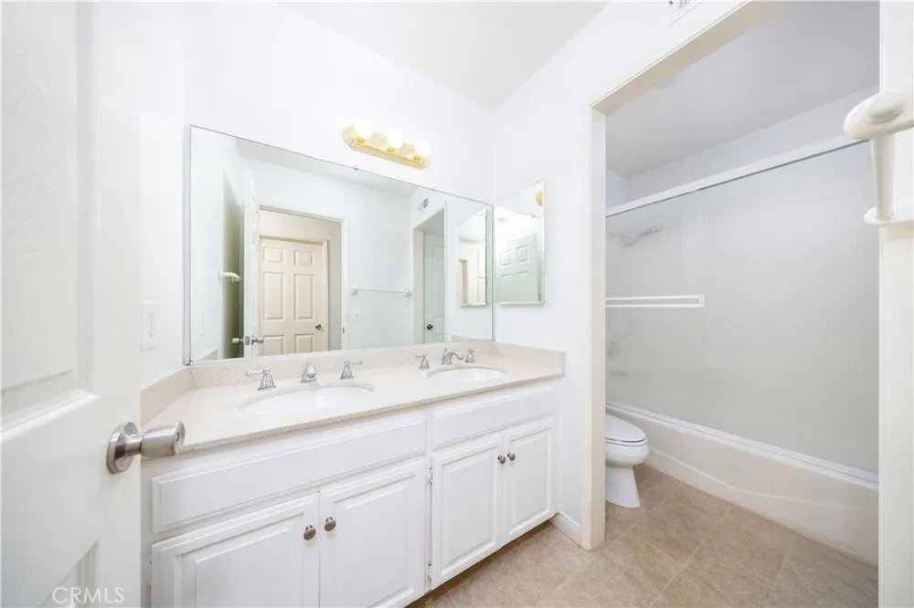 5 Taylor Irvine, CA 92620
