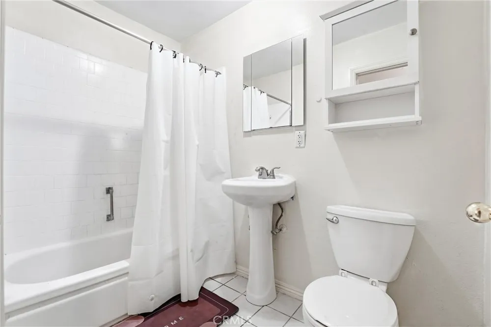 2834 Pacific Coast Highway Torrance, CA 90505