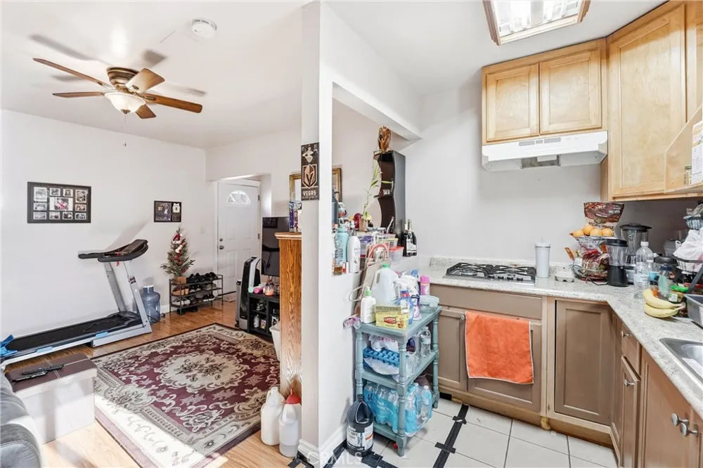 2834 Pacific Coast Highway Torrance, CA 90505