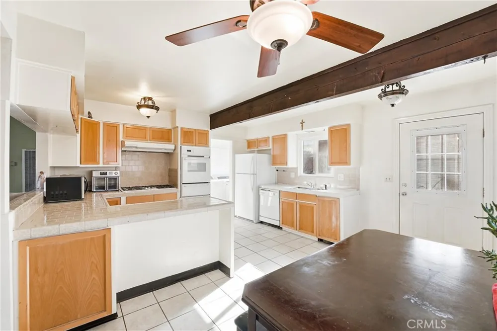 2834 Pacific Coast Highway Torrance, CA 90505