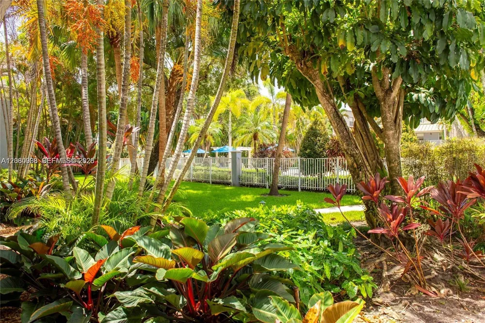 4600 SW 67th Ave #248 Miami, FL 33155