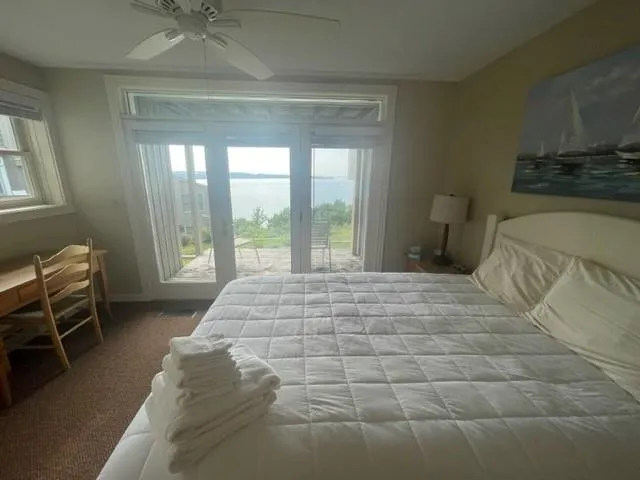 Pinnacle Place Glen Arbor Township, MI 49636
