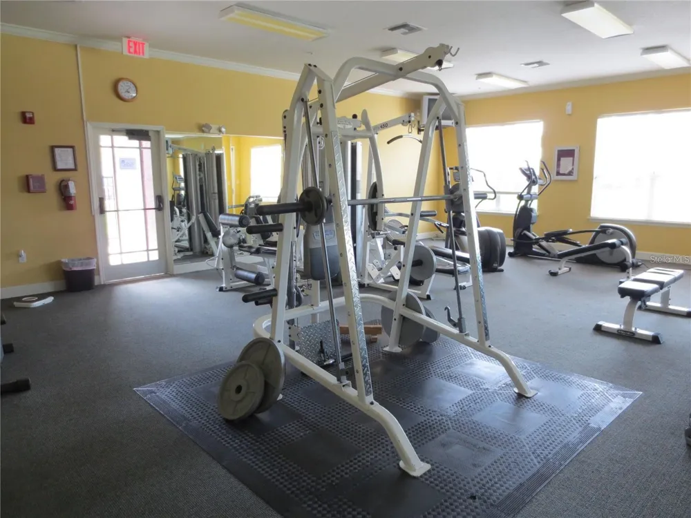 5541 ROSEHILL ROAD #101 Sarasota, FL 34233