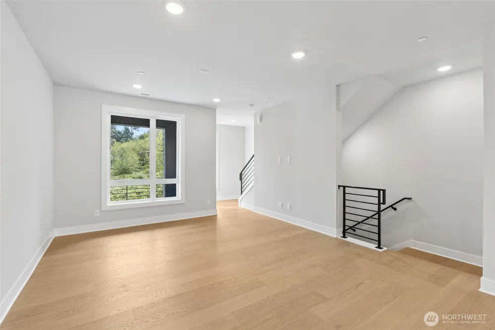 12207 137th Place NE #2603 Redmond, WA 98052