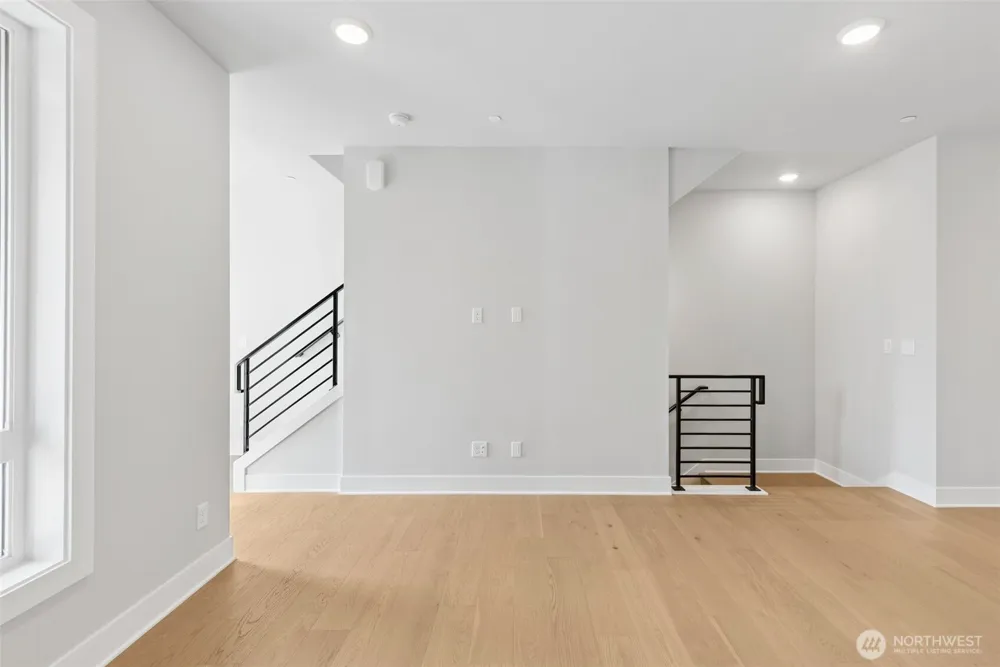 12207 137th Place NE #2603 Redmond, WA 98052