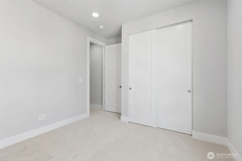 12207 137th Place NE #2603 Redmond, WA 98052