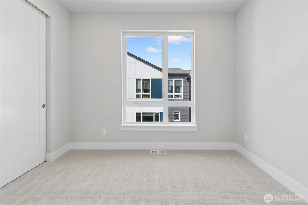 12207 137th Place NE #2603 Redmond, WA 98052