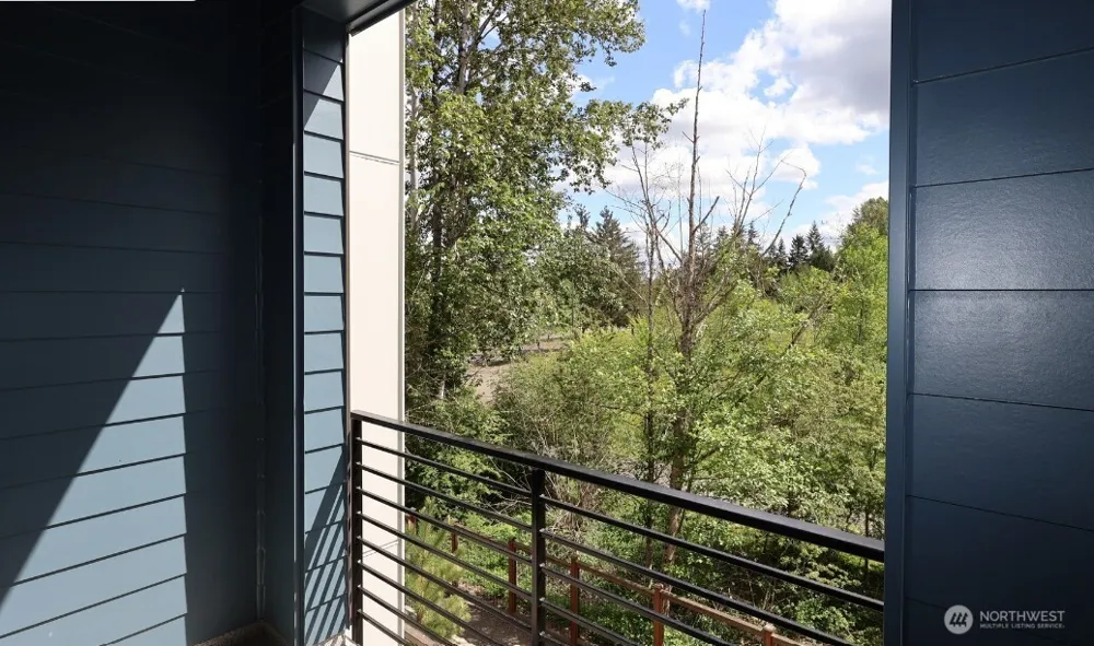 12207 137th Place NE #2603 Redmond, WA 98052