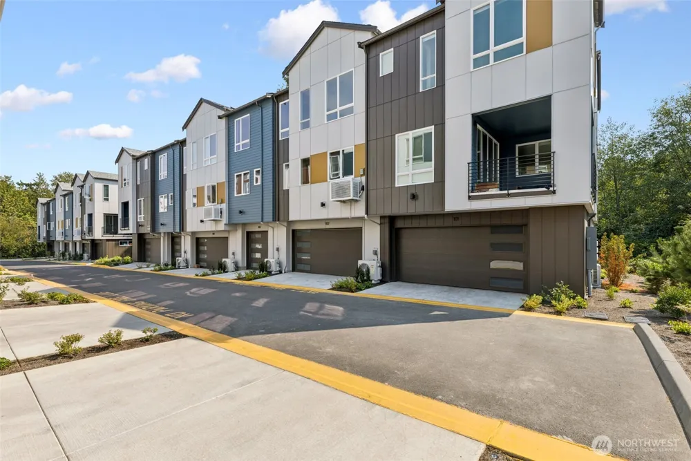 12207 137th Place NE #2603 Redmond, WA 98052