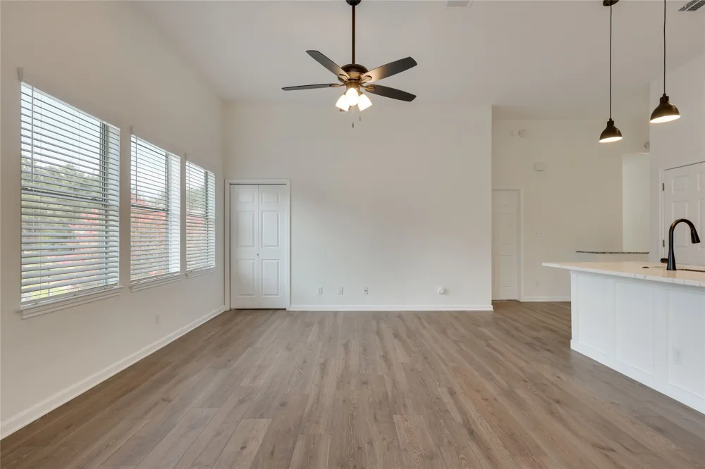 7501 Shadowridge Run #105 Austin, TX 78749