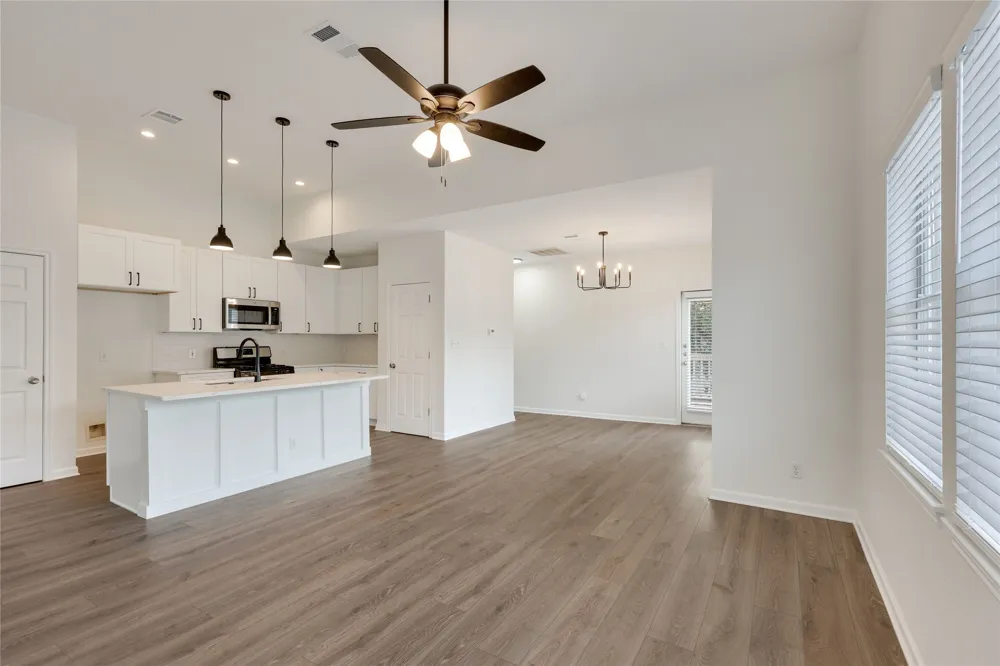 7501 Shadowridge Run #105 Austin, TX 78749