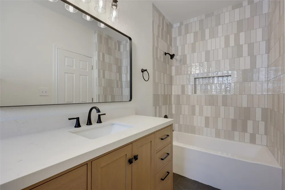 7501 Shadowridge Run #105 Austin, TX 78749