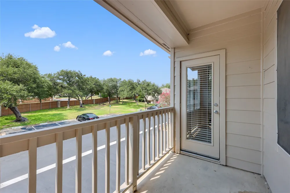 7501 Shadowridge Run #105 Austin, TX 78749