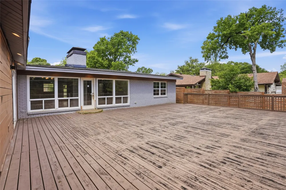 7248 Walling Lane Dallas, TX 75231