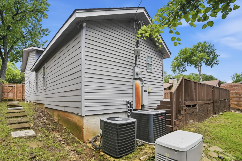 7248 Walling Lane Dallas, TX 75231
