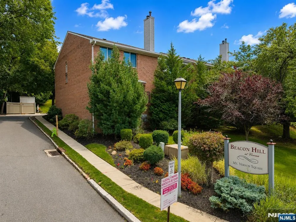 1 Mt Vernon Verona, NJ 07044