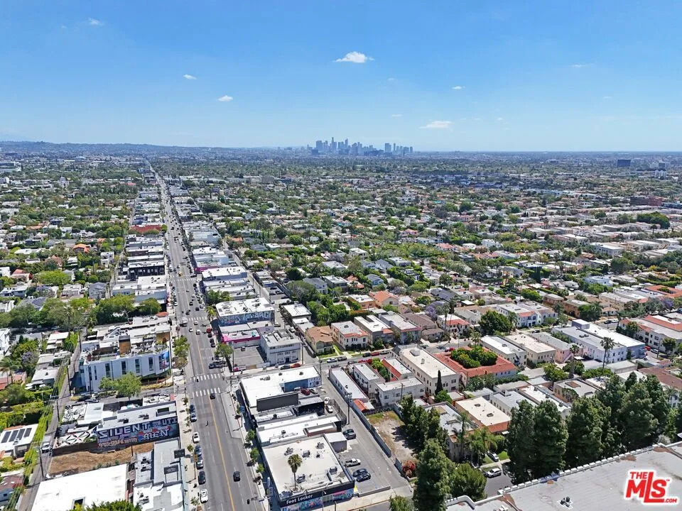 331 Ogden Drive Los Angeles, CA 90036