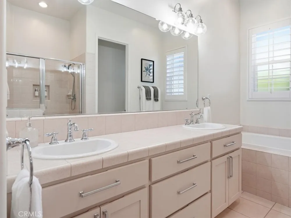 951 Vista Cerro Drive Paso Robles, CA 93446