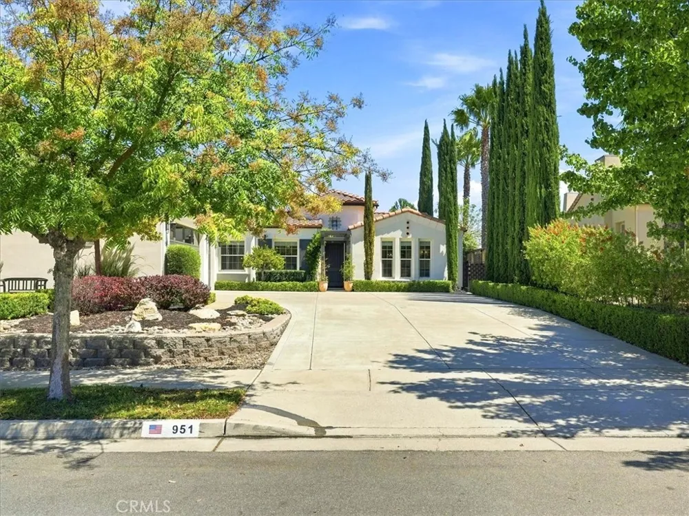 951 Vista Cerro Drive Paso Robles, CA 93446