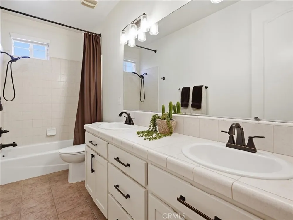 951 Vista Cerro Drive Paso Robles, CA 93446