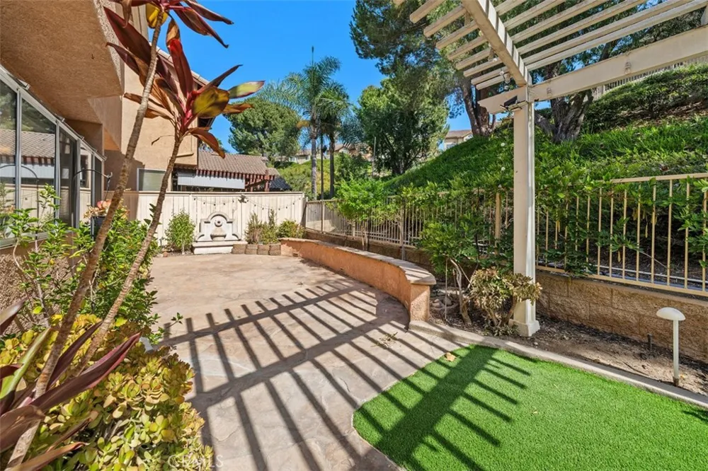 36 Tanglewood Aliso Viejo, CA 92656