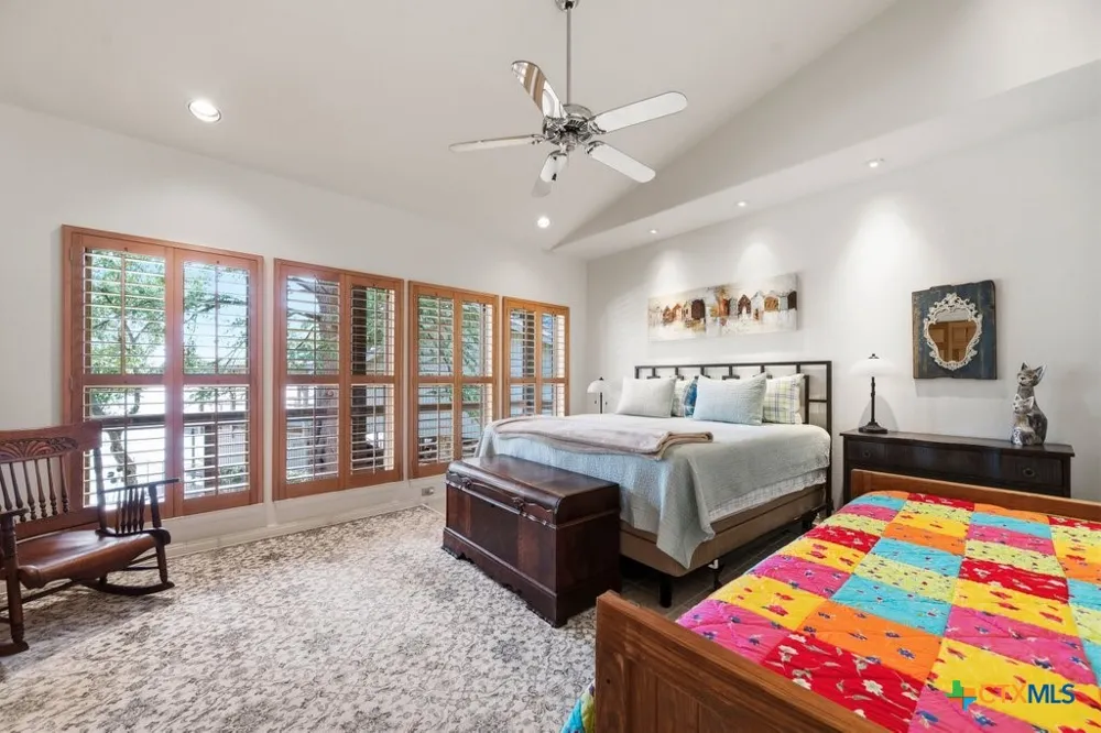 107 Palmkey Street McQueeney, TX 78123