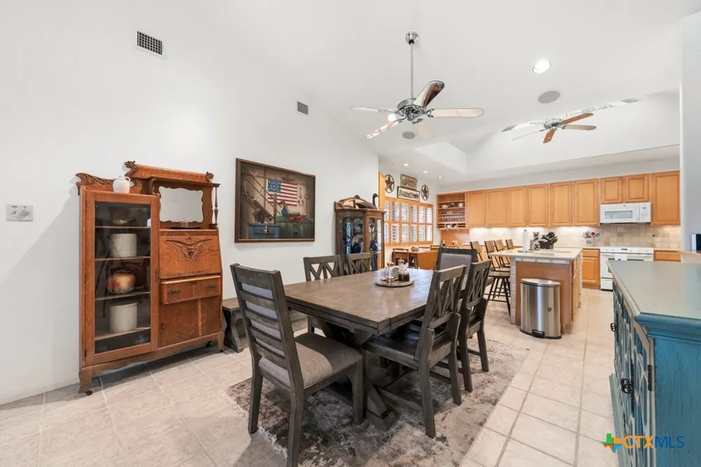 107 Palmkey Street McQueeney, TX 78123