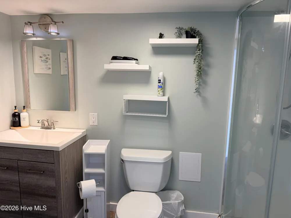 107 Bryan Street #East Down Emerald Isle, NC 28594
